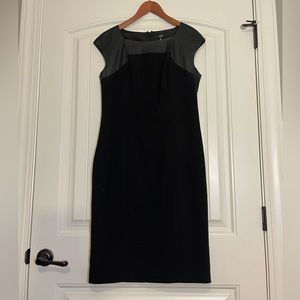 MIDI dress with faux leather detail